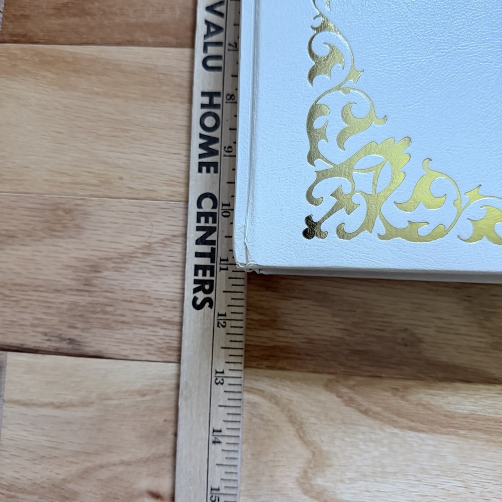 Regency Holy Bible King James Red Letter White Gold Hardcover‎ Family Records - Picture 15 of 16